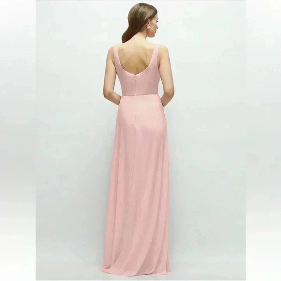 SQUARE NECK CHIFFON MAXI DRESS WITH CIRCLE SKIRT IN ROSE - PANTONE ROSE  QUARTZ - Picture 2 of 12